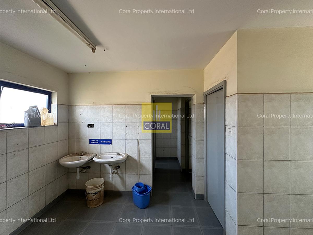 14,000 ft² Warehouse in Ruaraka - 7