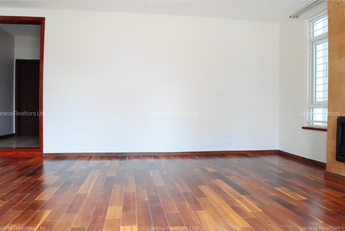 5 Bed Townhouse with En Suite at Amboseli Rd - 13