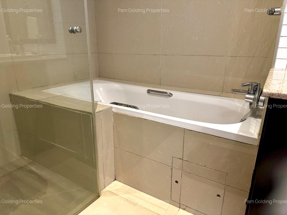 3 Bed Apartment with En Suite in Rhapta Road - 9