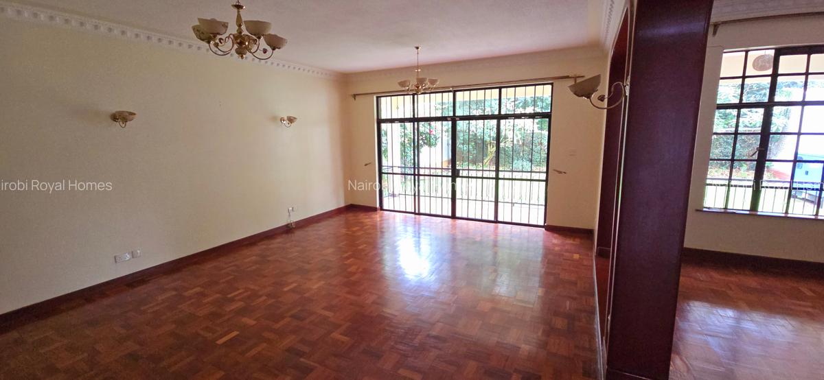 5 Bed Townhouse with En Suite at Chalbi Drive - 7