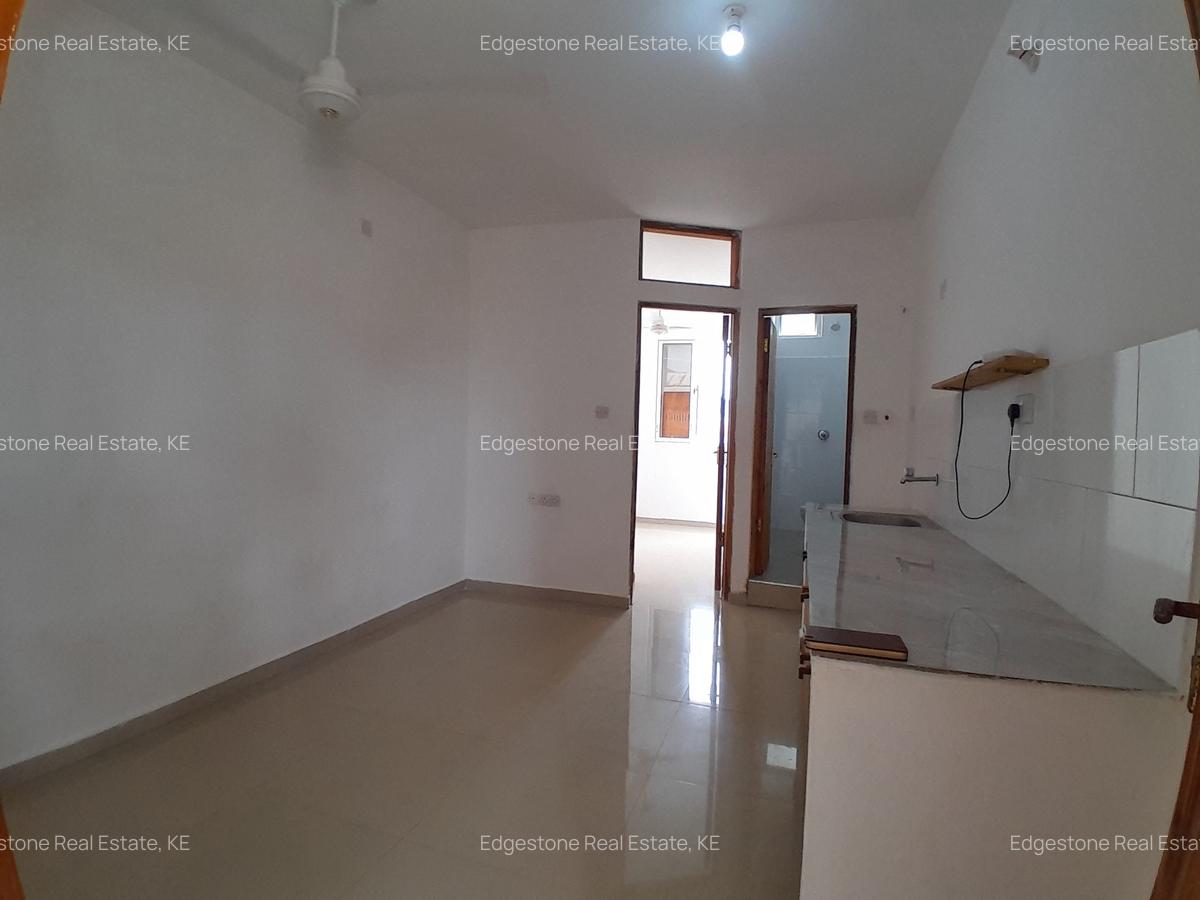 Studio Apartment with Borehole in Mtwapa - 10