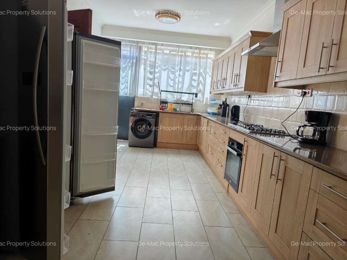 5 Bed House with En Suite in Runda - 5