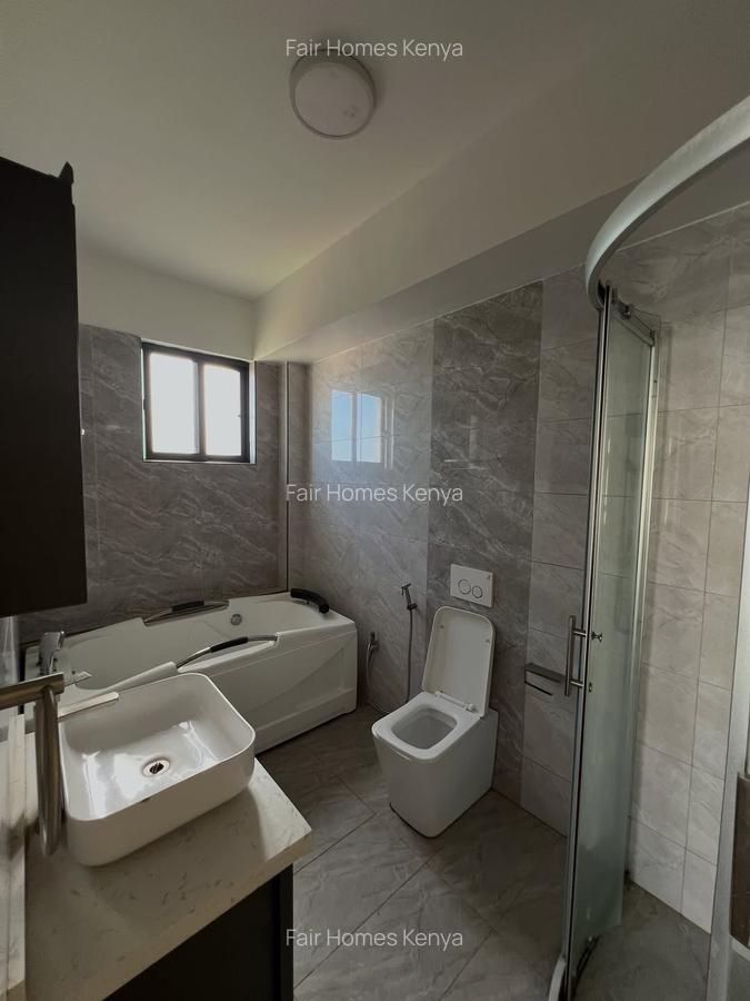 3 Bed Apartment with En Suite at Valley Arcade - 8