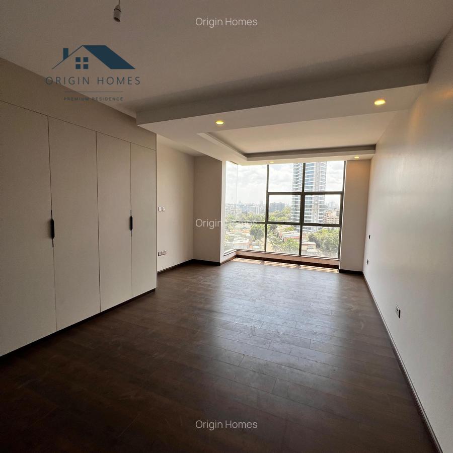 3 Bed Apartment with En Suite at Westlands - 5