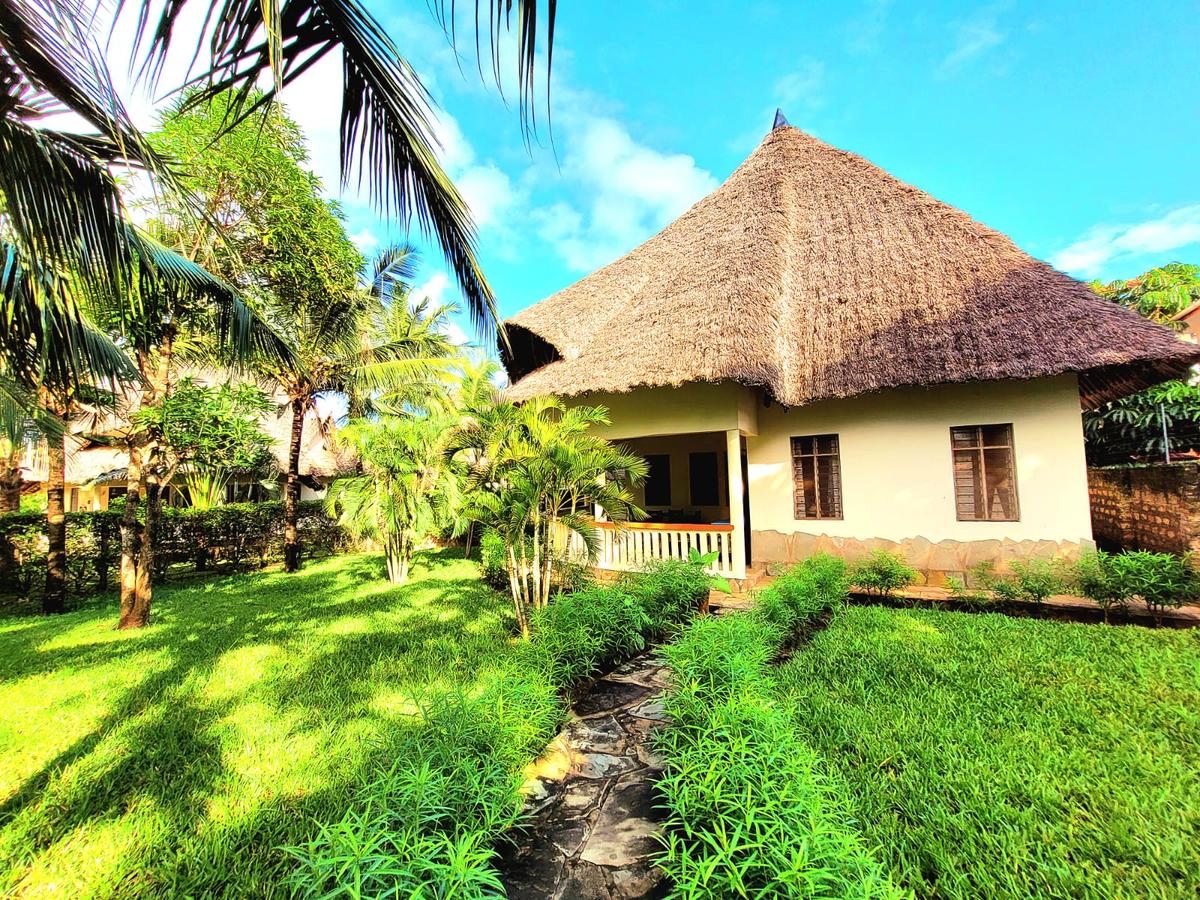 2 Bed Villa with En Suite in Diani - 12