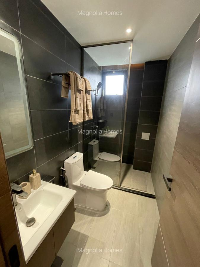 3 Bed Apartment with Swimming Pool in Kilimani - 11