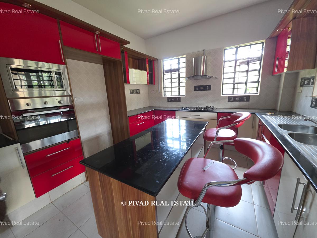 5 Bed House with Swimming Pool in Kitisuru - 11