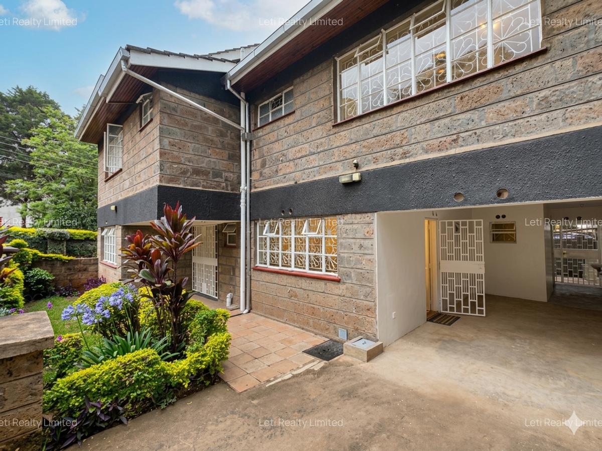 5 Bed Townhouse with En Suite in Kilimani - 3