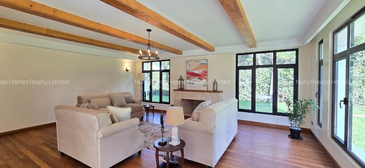 5 Bed House with En Suite in Runda - 2