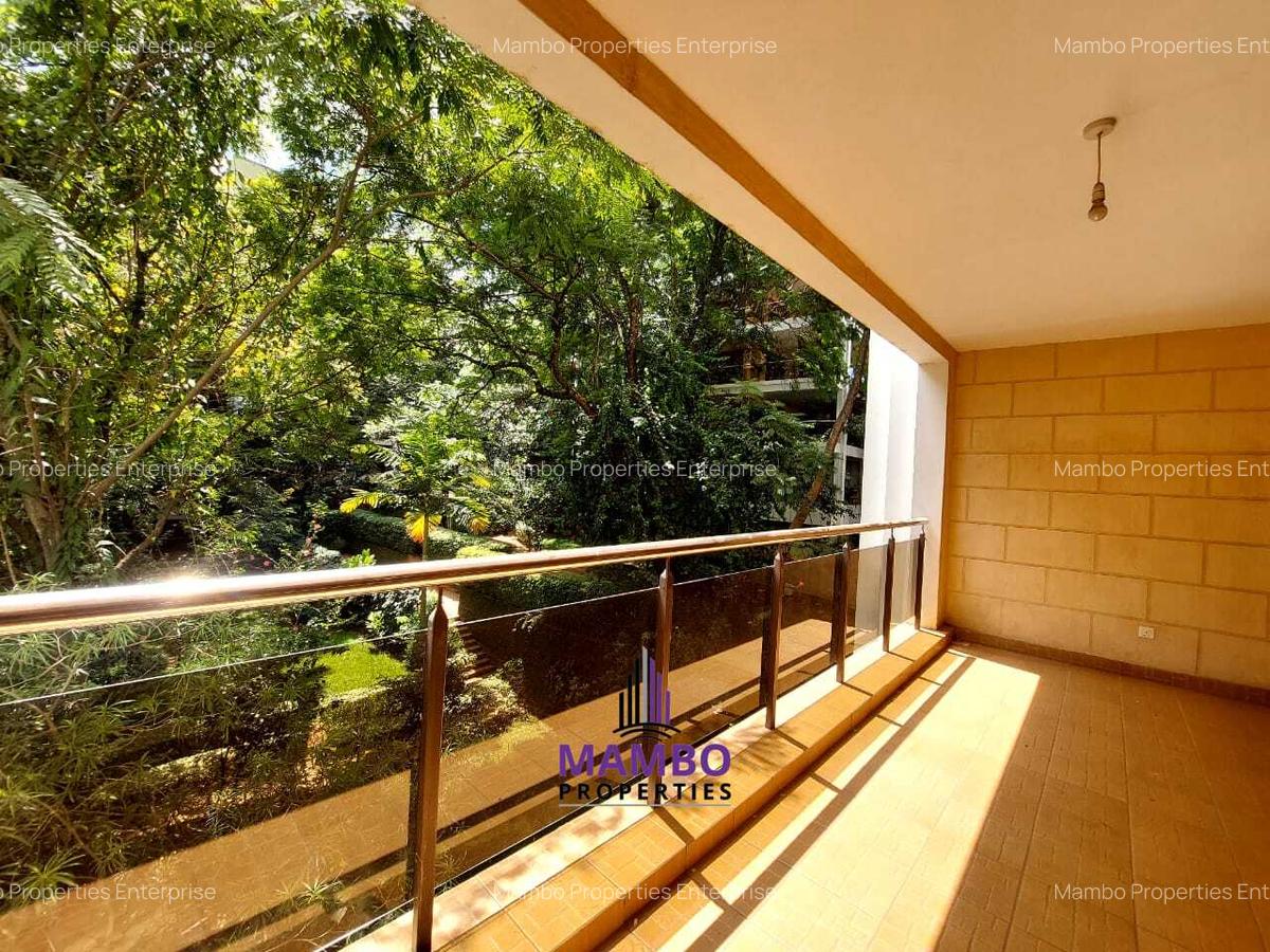 3 Bed Apartment with En Suite at Riverside Drive - 18