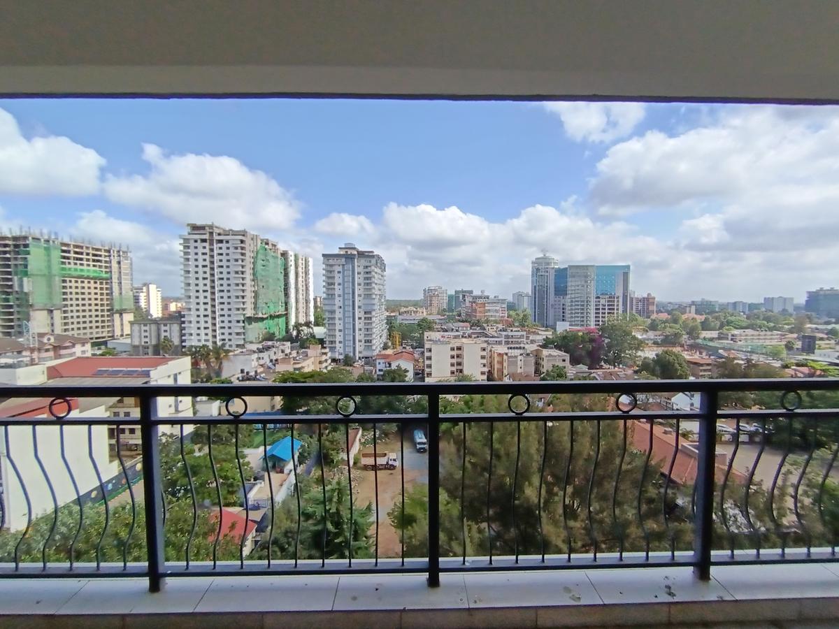 3 Bed Apartment with Swimming Pool at 2Nd Parklands - 4