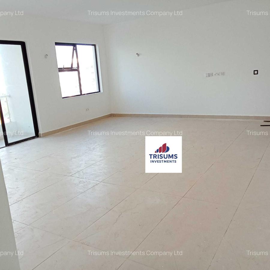 4 Bed Apartment with En Suite in Spring Valley - 9