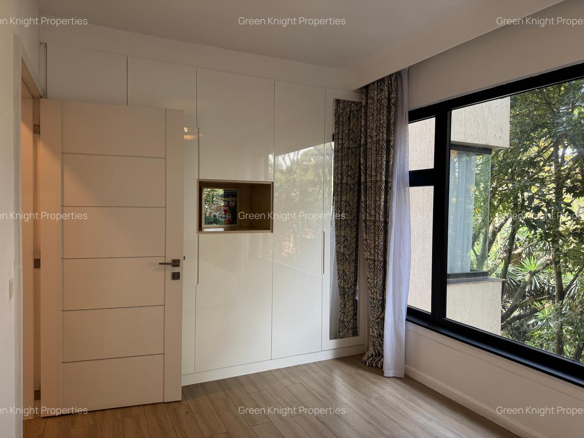 Serviced 2 Bed Apartment with En Suite in Lavington - 3