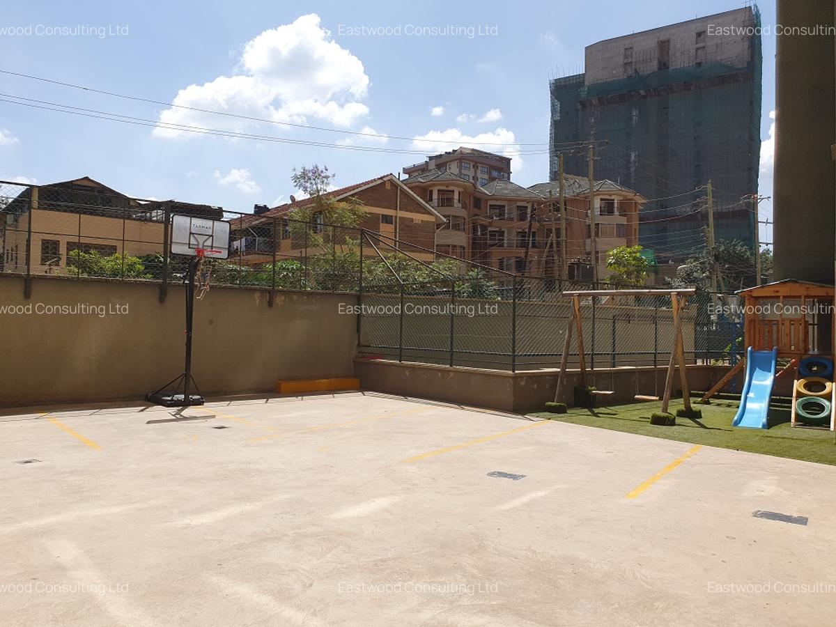 4 Bed Apartment with En Suite at Githuri Road - 19