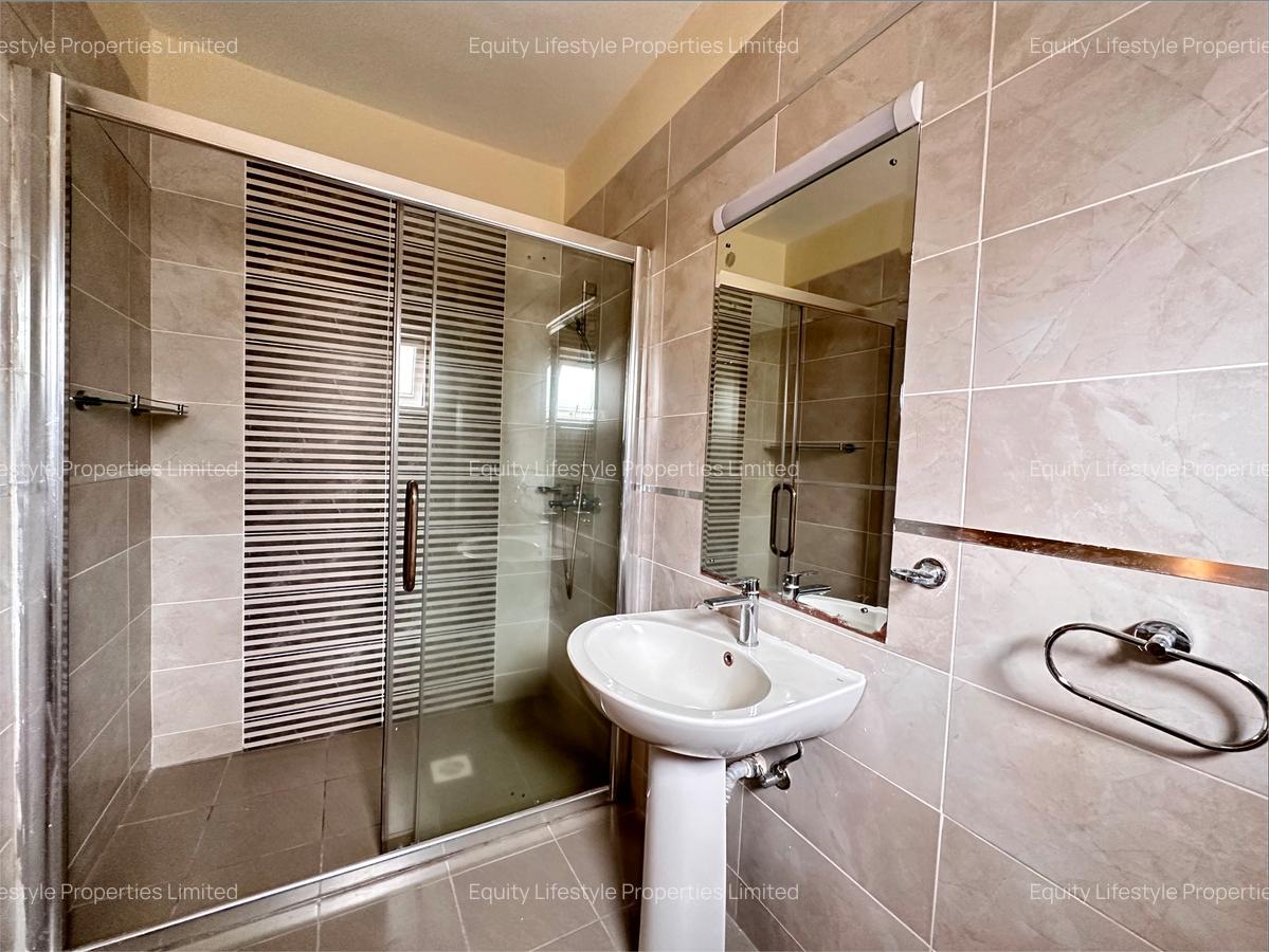 3 Bed Apartment with En Suite at Off Rhapta Road - 11