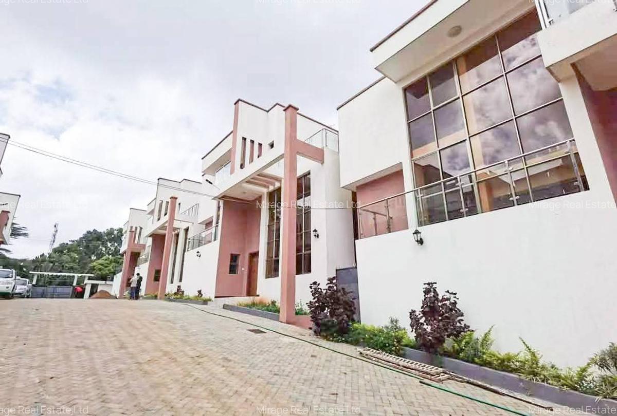 5 Bed Villa with En Suite in Lavington - 6