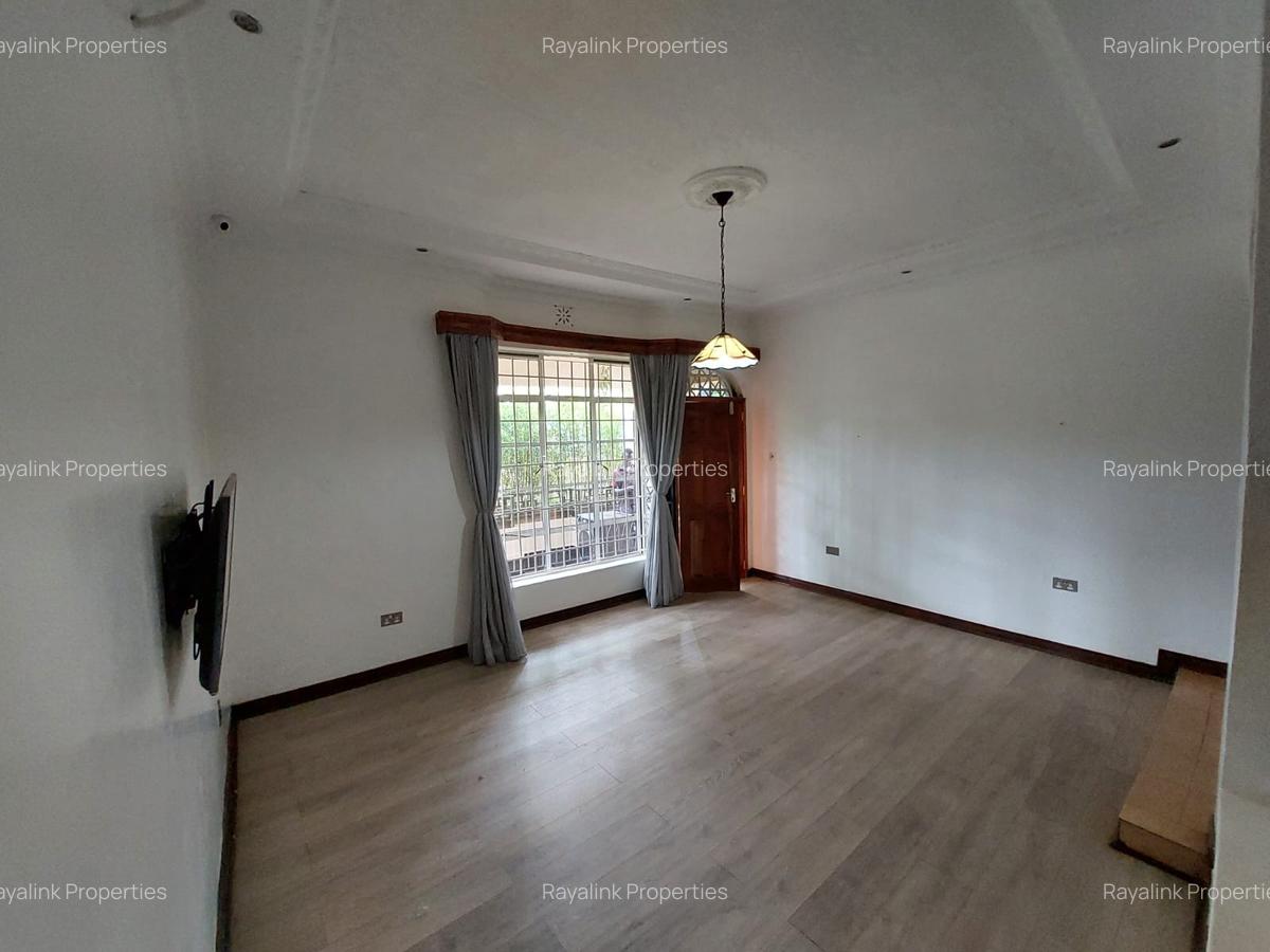 2 Bed House with En Suite at Karen - 11