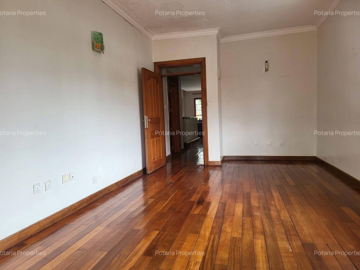 4 Bed House with Swimming Pool in Runda - 5