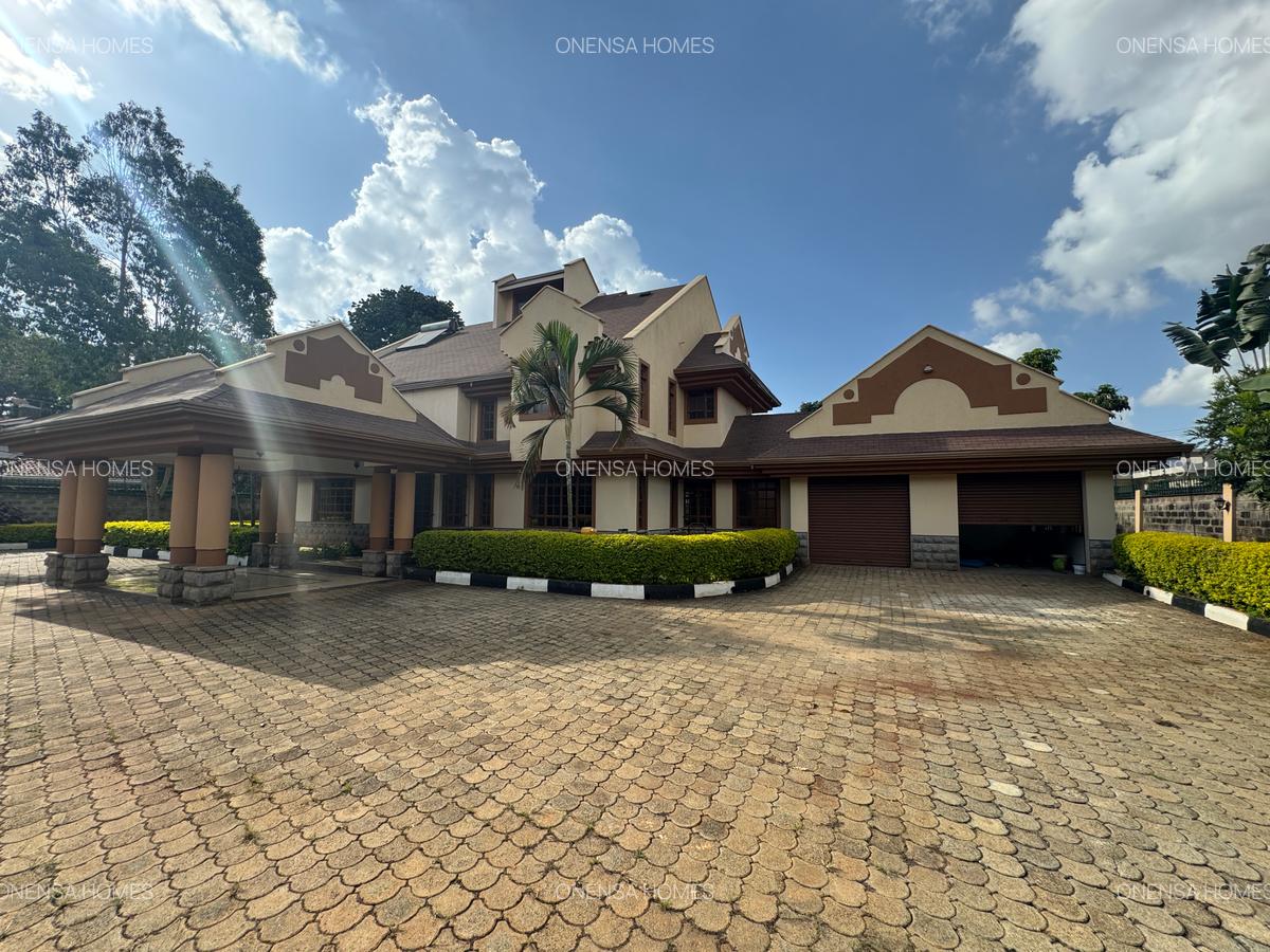 5 Bed House with En Suite in Runda - 18