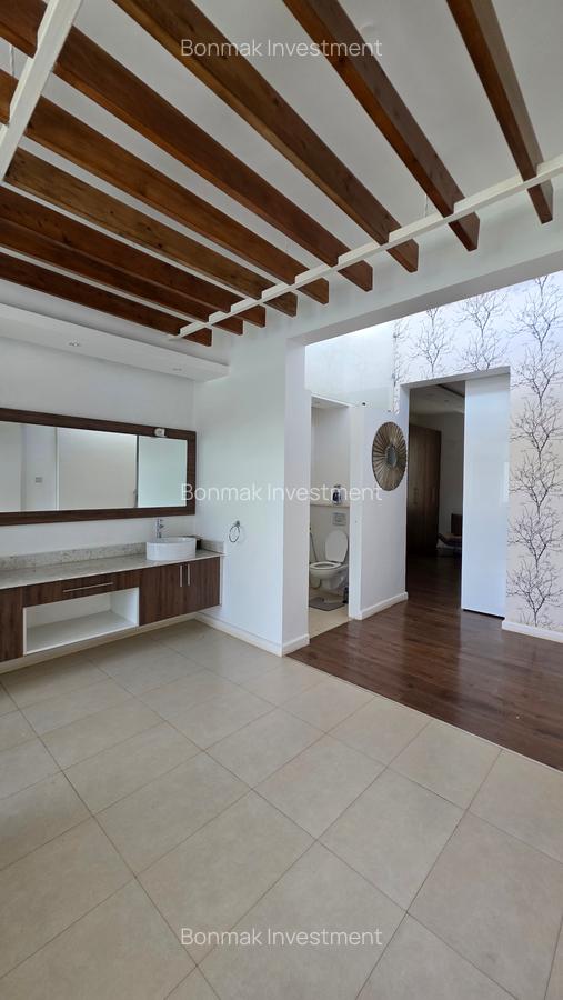 5 Bed Townhouse with En Suite at Kyuna Estate - 13