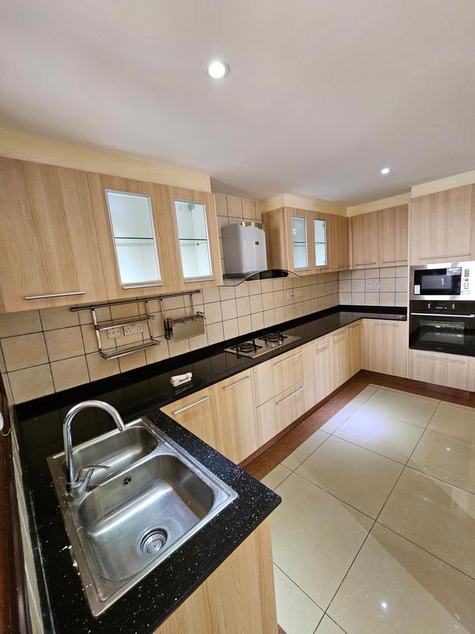 2 Bed Apartment with En Suite at Kileleshwa - 9