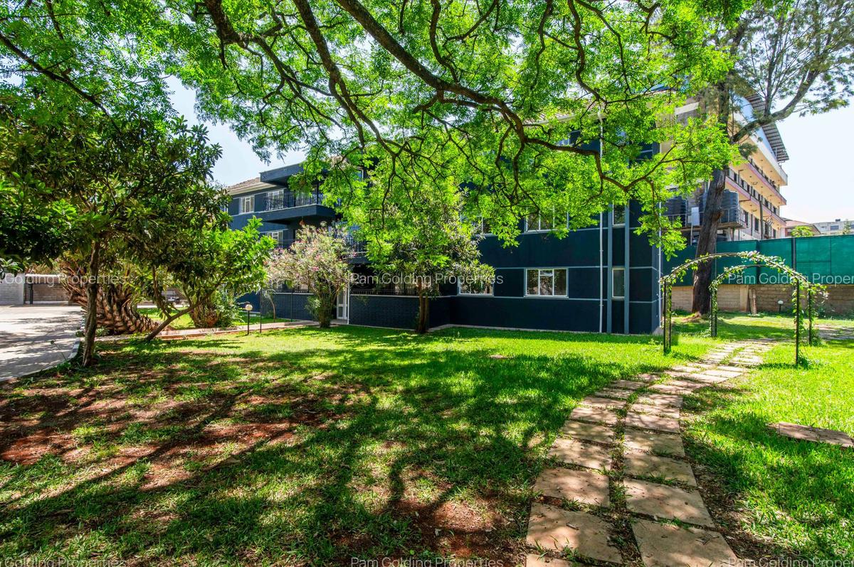 1 Bed Apartment with En Suite in Kilimani - 16