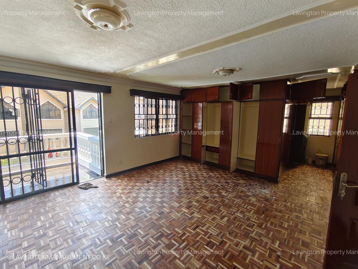 4 Bed Townhouse with En Suite at Lavington Green - 8