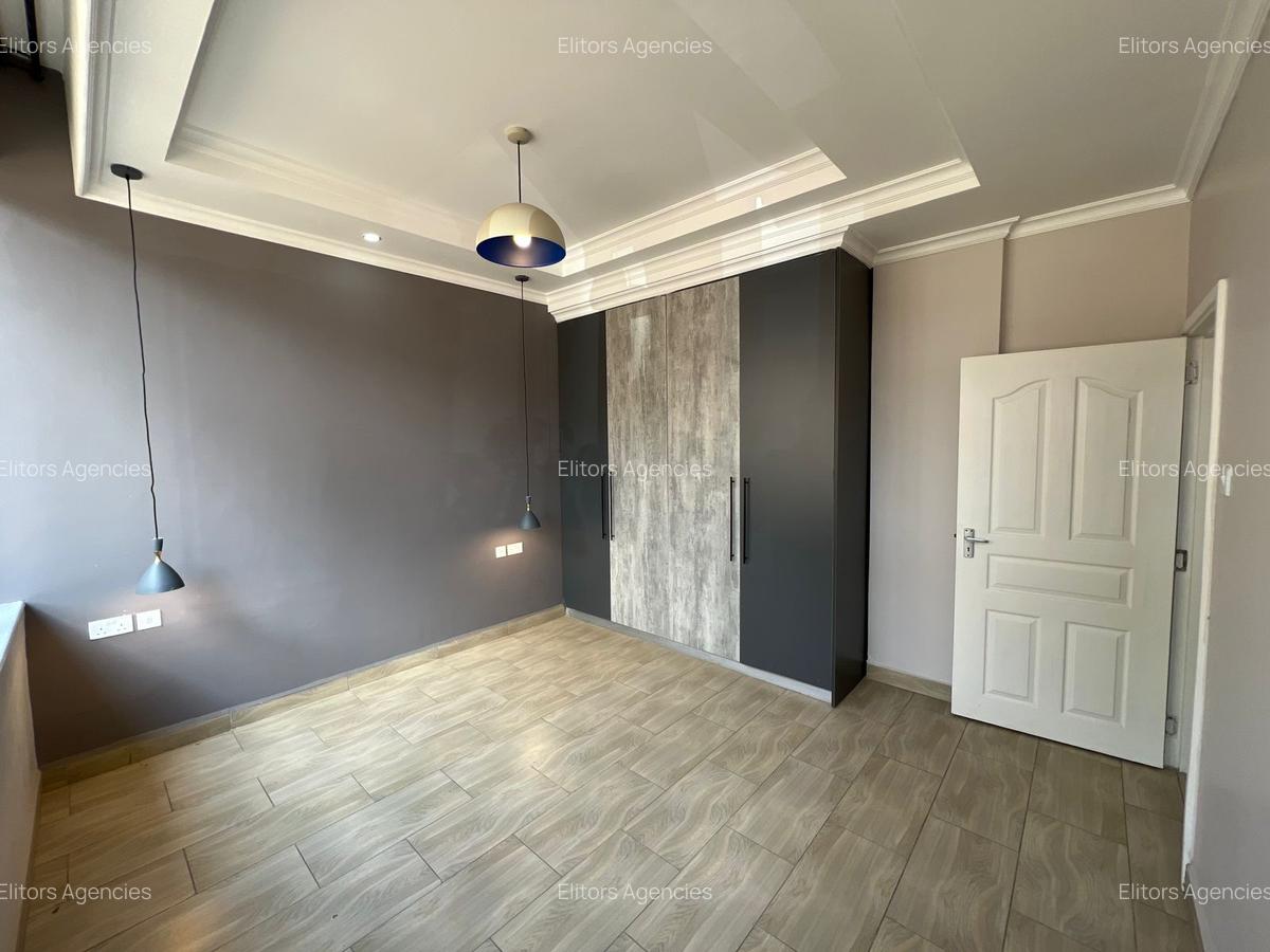 2 Bed Apartment with En Suite at Lantana Road - 11