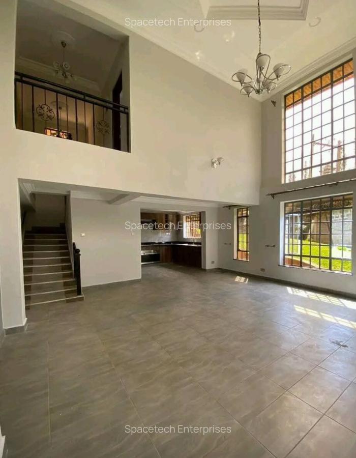 3 Bed House with En Suite in Runda - 3