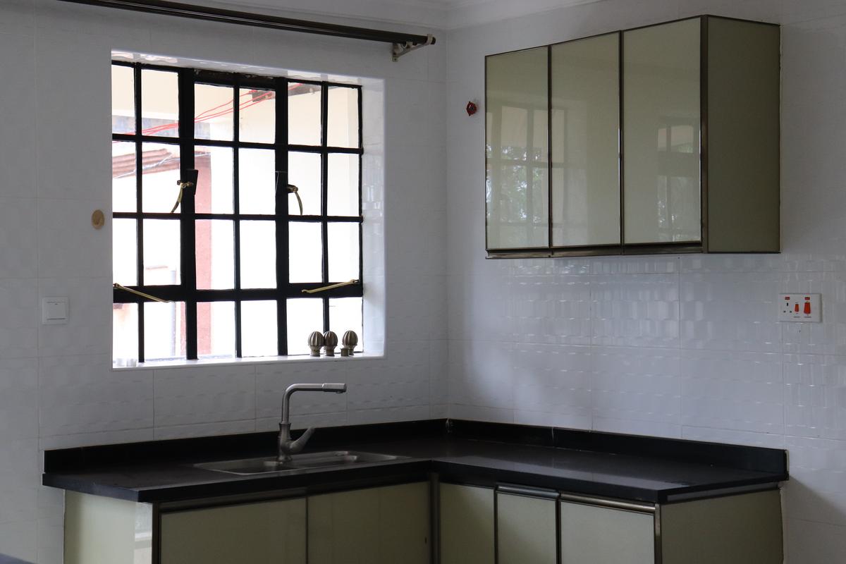 2 Bed Apartment with En Suite at Dagoretti Road - 2