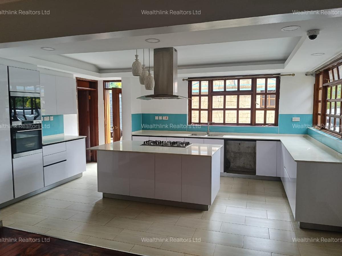 4 Bed House with En Suite at Runda - 8