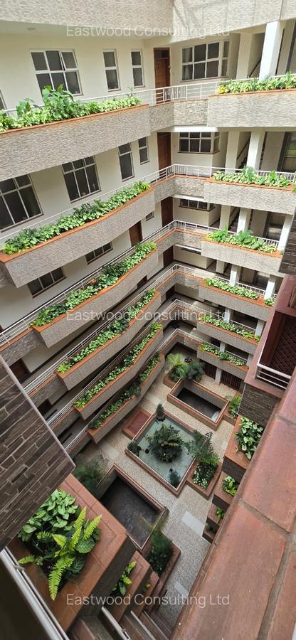 4 Bed Apartment with En Suite at 6Th Parklands - 15