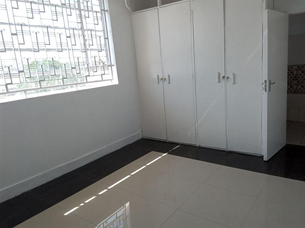 3 Bed Apartment at Moi Avenue - 6