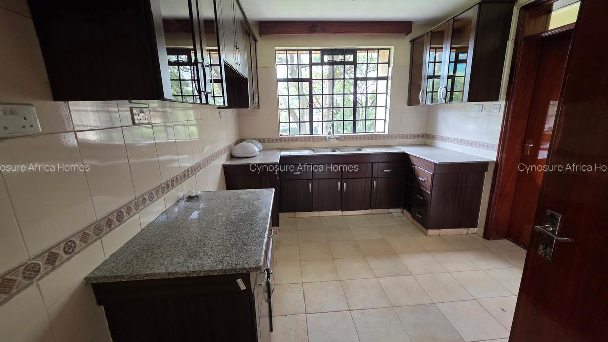 3 Bed Apartment with Parking at Ole Dume Road - 3