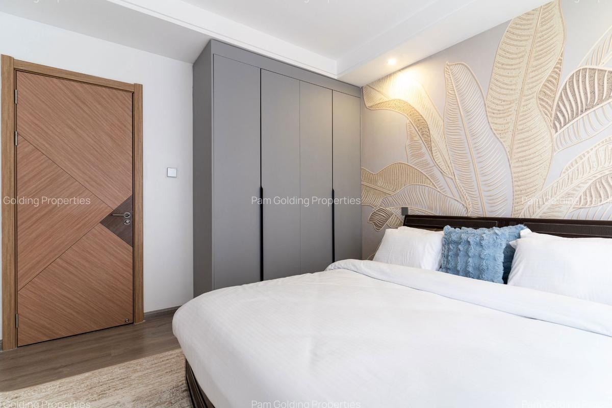 1 Bed Apartment with En Suite in Riverside - 9