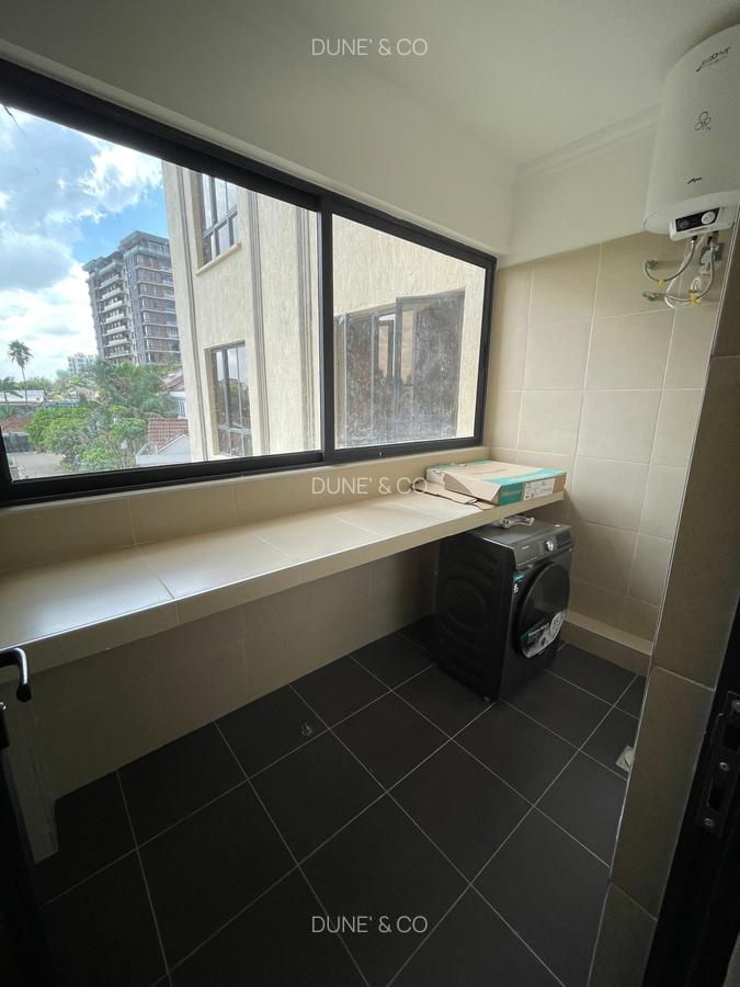 Serviced 2 Bed Apartment with En Suite in Westlands Area - 9