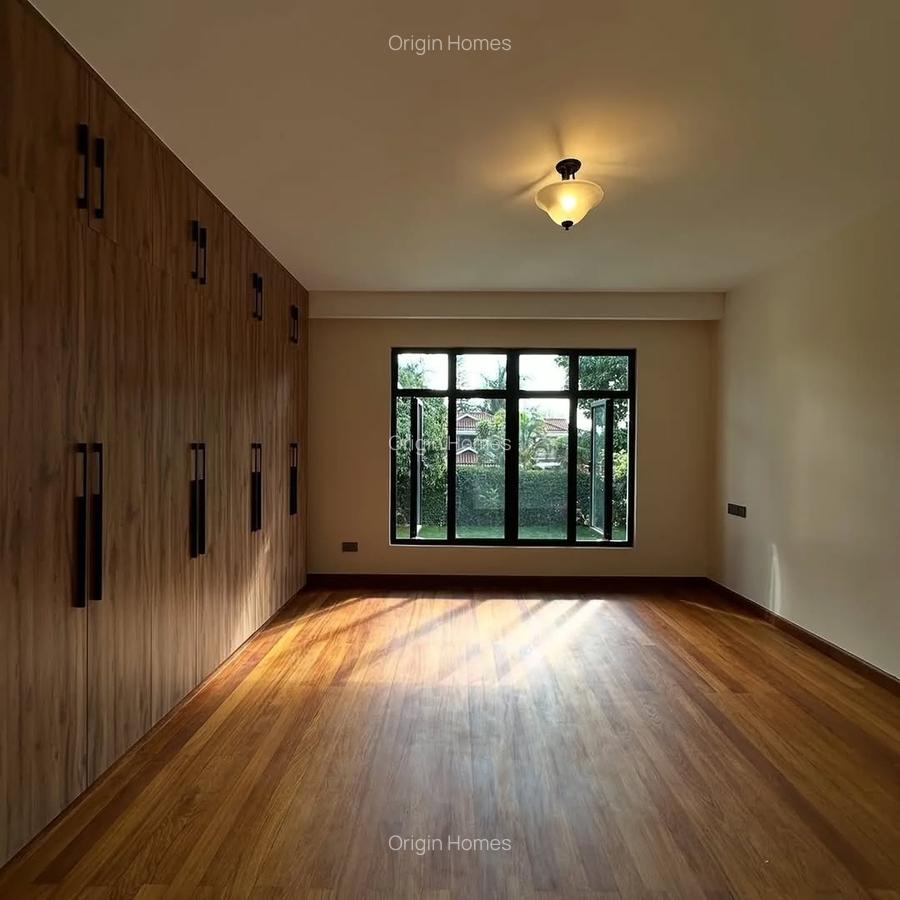 5 Bed House with En Suite at Runda - 13