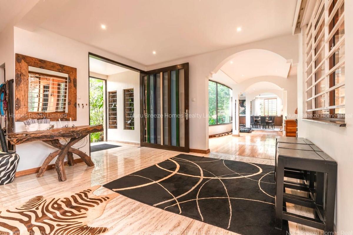 6 Bed House with En Suite in Runda - 6