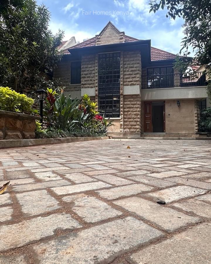 5 Bed Townhouse with En Suite at Lavington Green - 18
