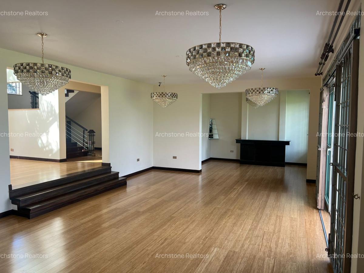 8 Bed House with En Suite in Gigiri - 11