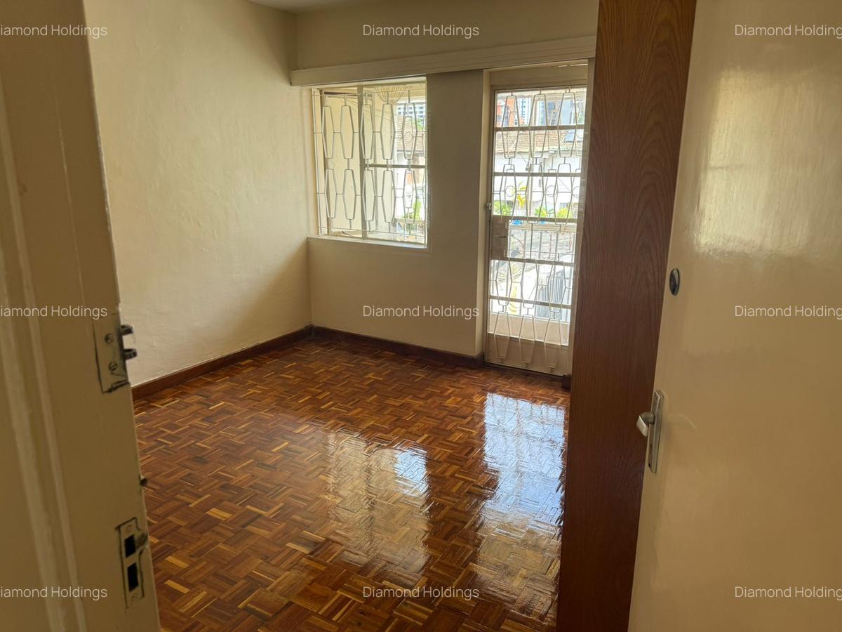 3 Bed Townhouse with En Suite at Parklands - 10