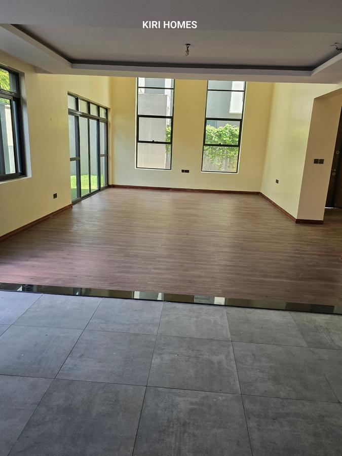 5 Bed Townhouse with En Suite in Lavington - 15