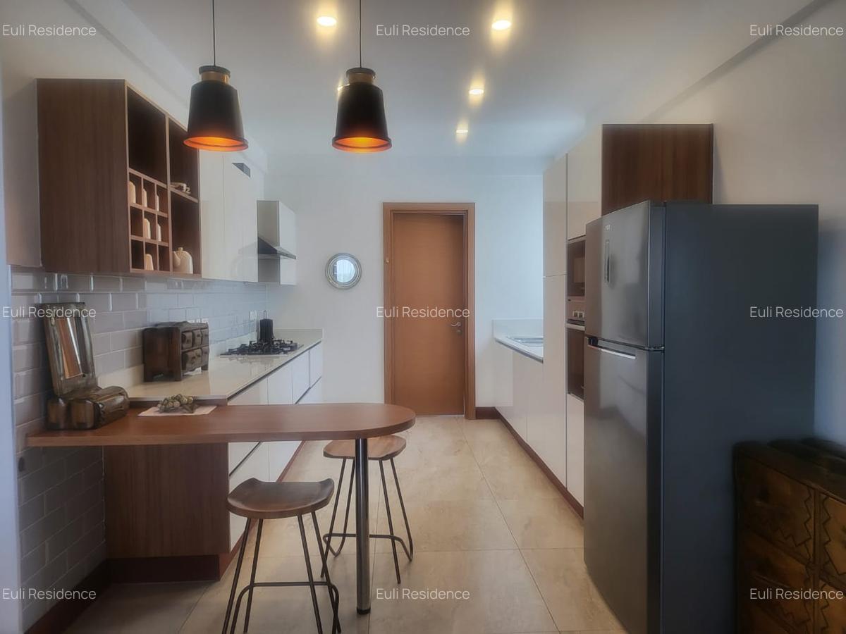 Furnished 3 Bed Apartment with En Suite at City Park Drive - 8