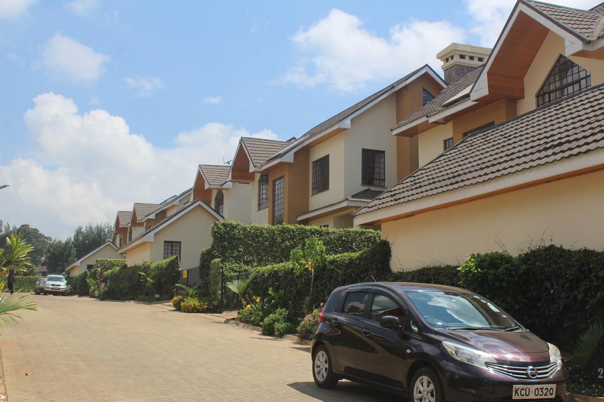 4 Bed Villa with En Suite in Kiambu Road - 19