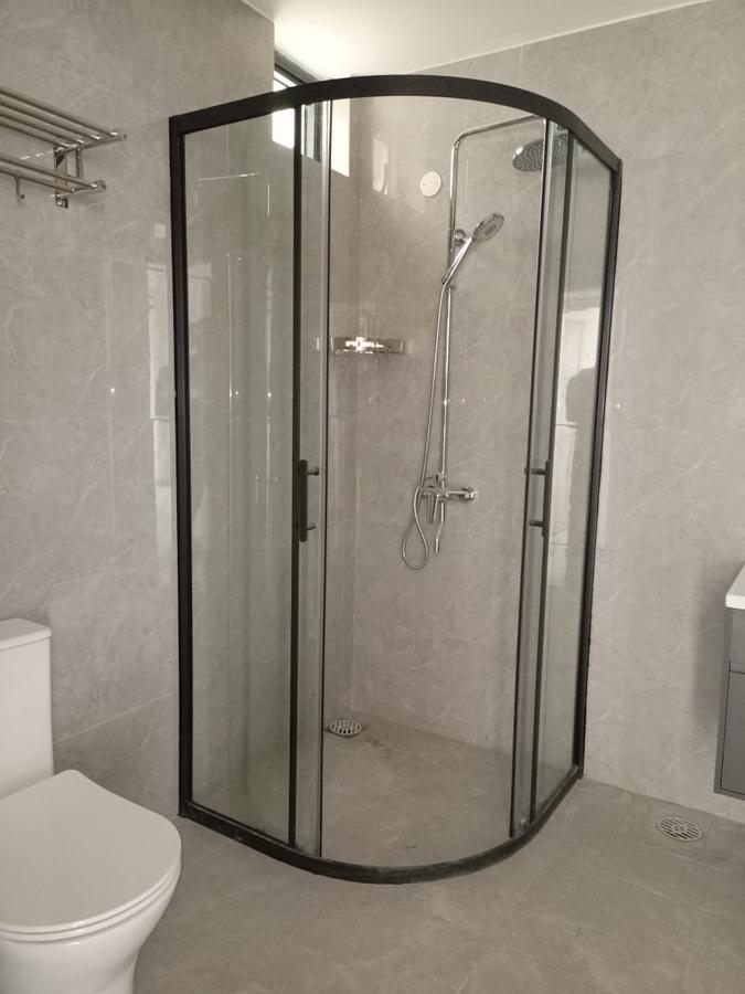 1 Bed Apartment with En Suite at Kingara Rd - 15