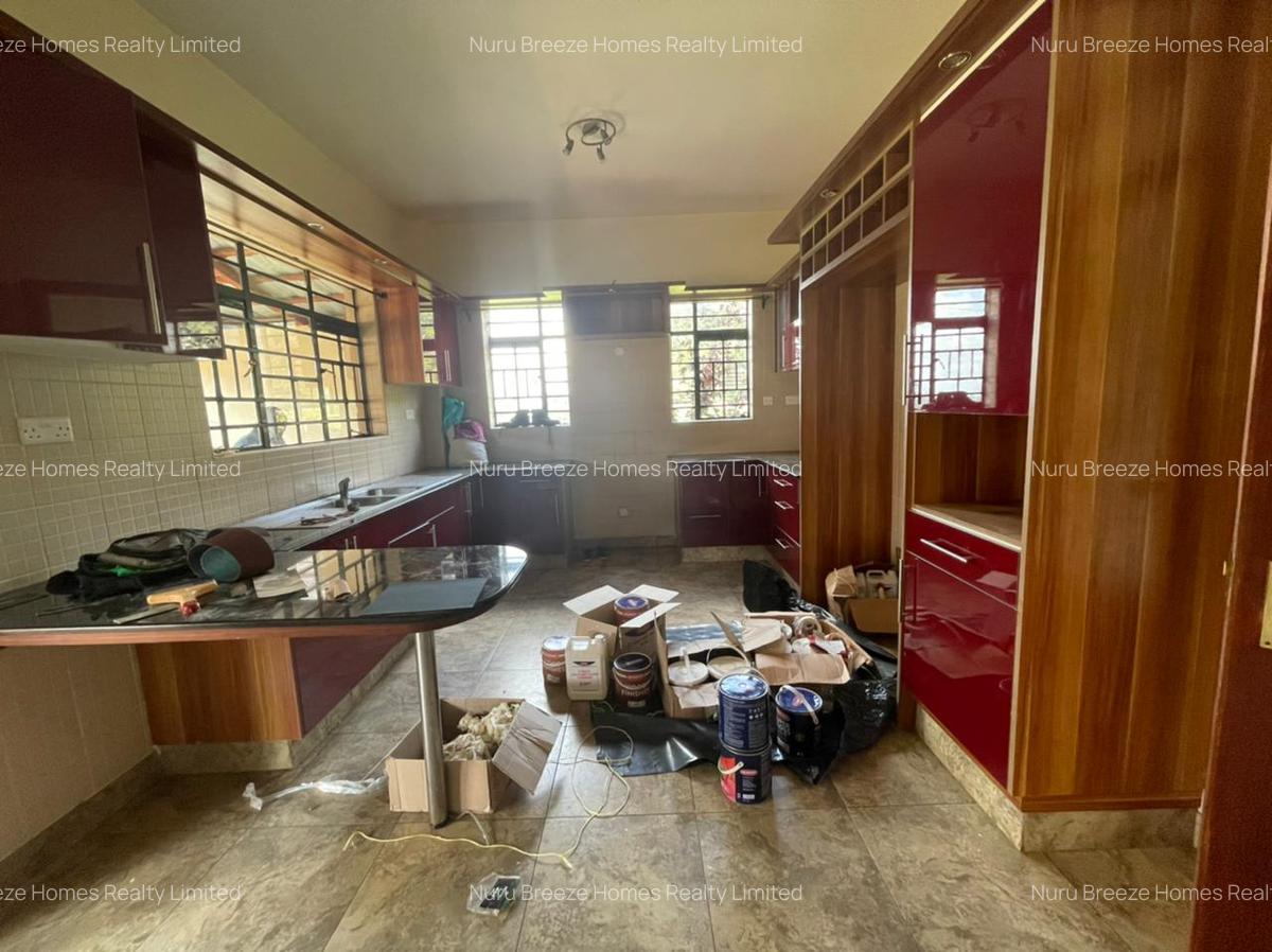 4 Bed Townhouse with En Suite in Kitisuru - 3