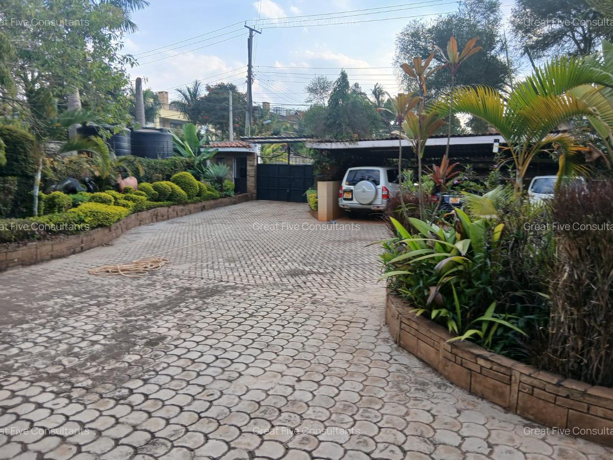 4 Bed Villa with Swimming Pool in Runda - 5