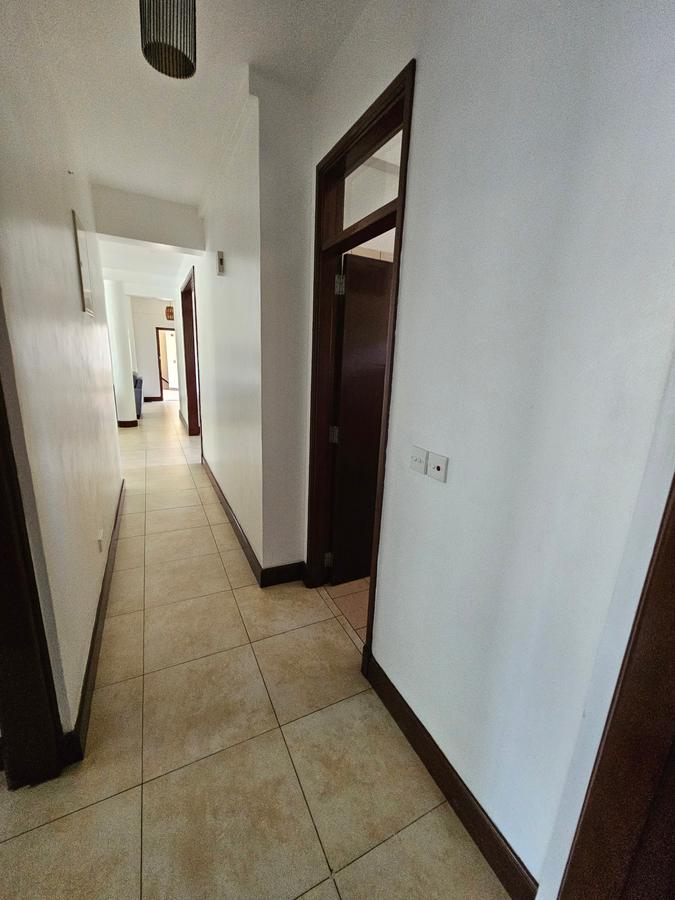 2 Bed Apartment with En Suite in Nyali Area - 13