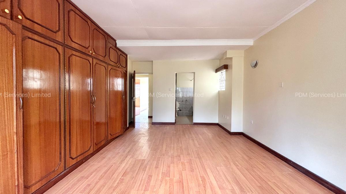 5 Bed Townhouse in Lavington - 6