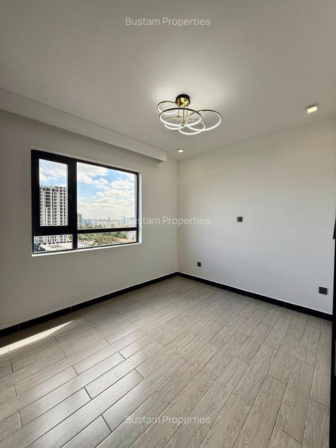 2 Bed Apartment with En Suite in Lavington - 7